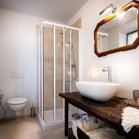 Le Casette - Bymyhomeincomo Daire *